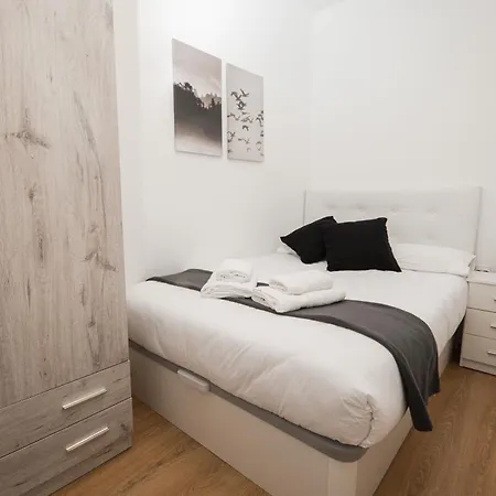 Daire Casa A Pasos De Ramblas Barselona