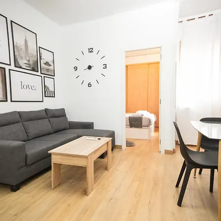 Casa A Pasos De Ramblas Apartment *